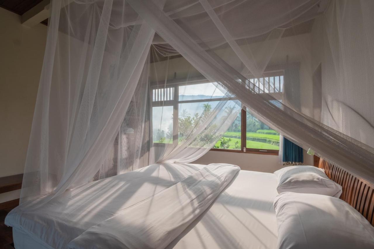 Lesong Hotel And Restaurant Munduk Dış mekan fotoğraf